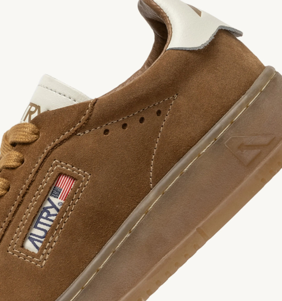 AUTRY Sneakers Dallas Low in Suede