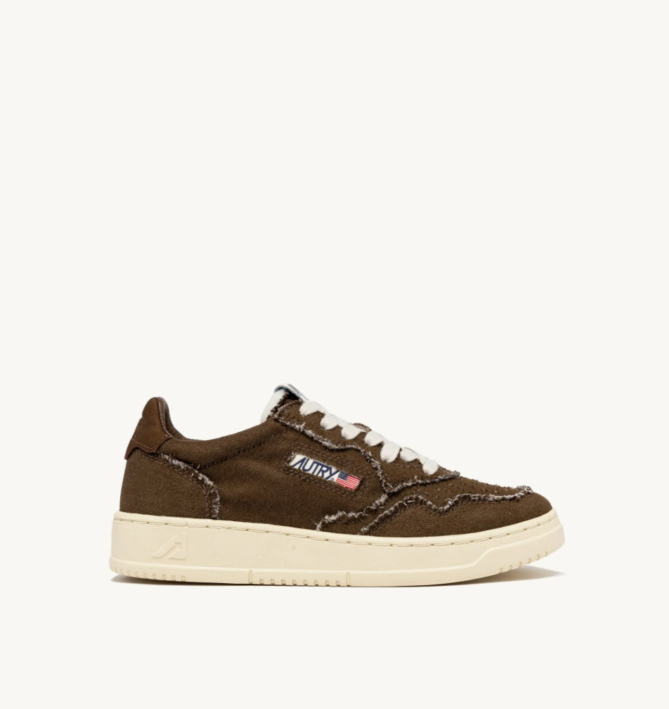 AUTRY Sneakers Medalist Low in Denim