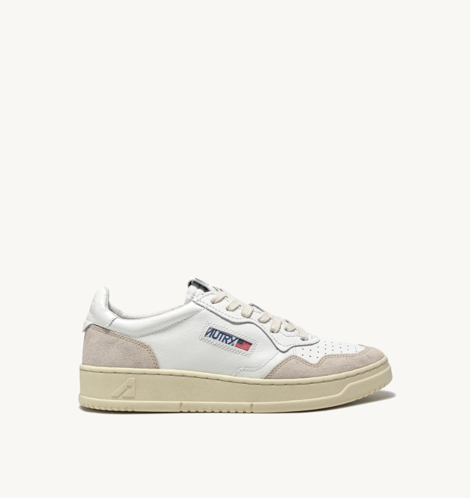 AUTRY Sneakers Medalist Low in Pelle