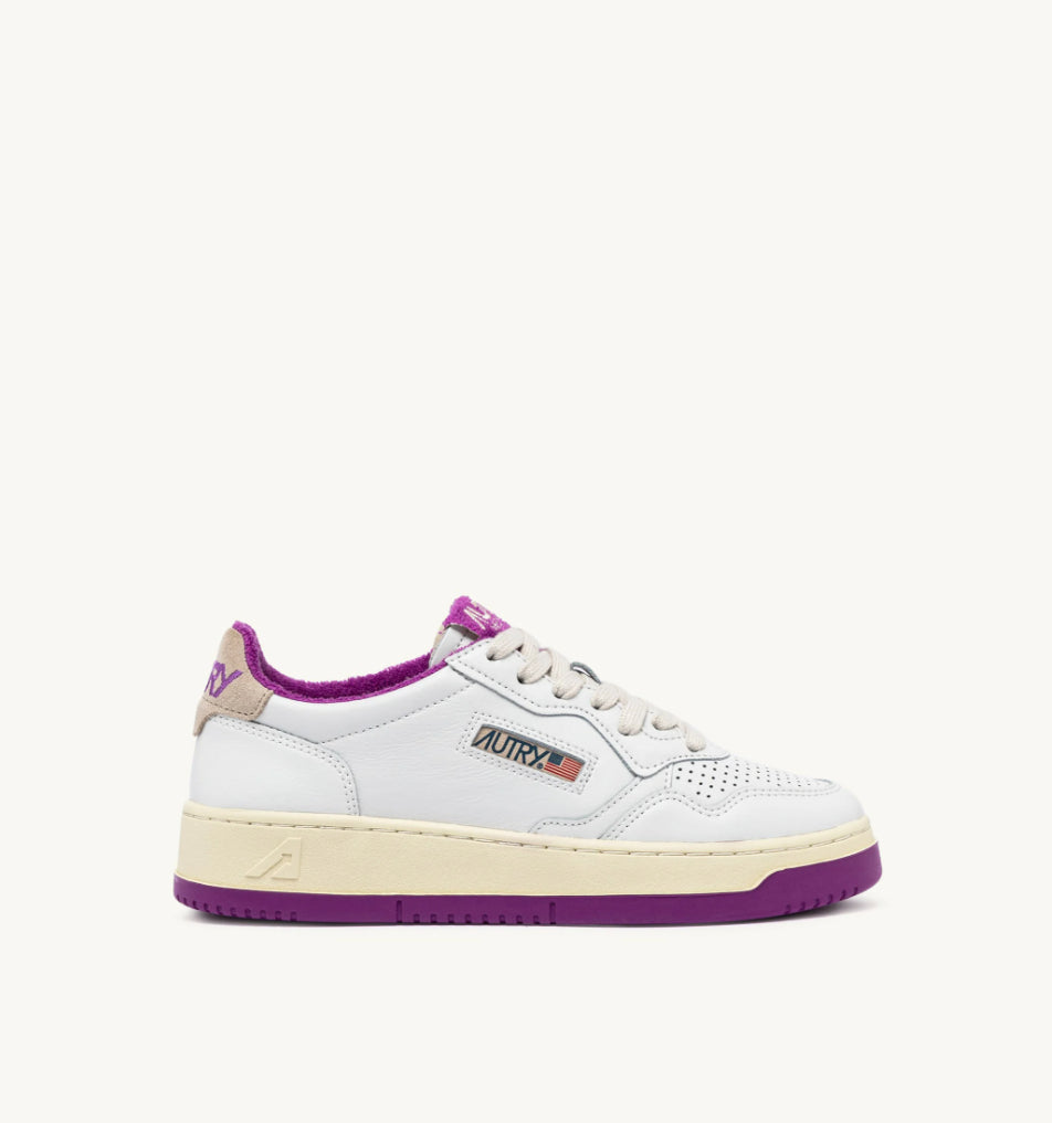 AUTRY Sneakers Medalist Low in Pelle