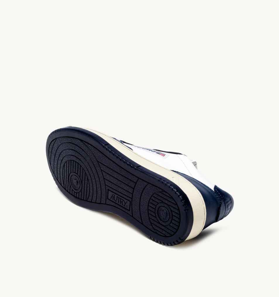 AUTRY Sneakers Medalist Low Bicolor in Pelle