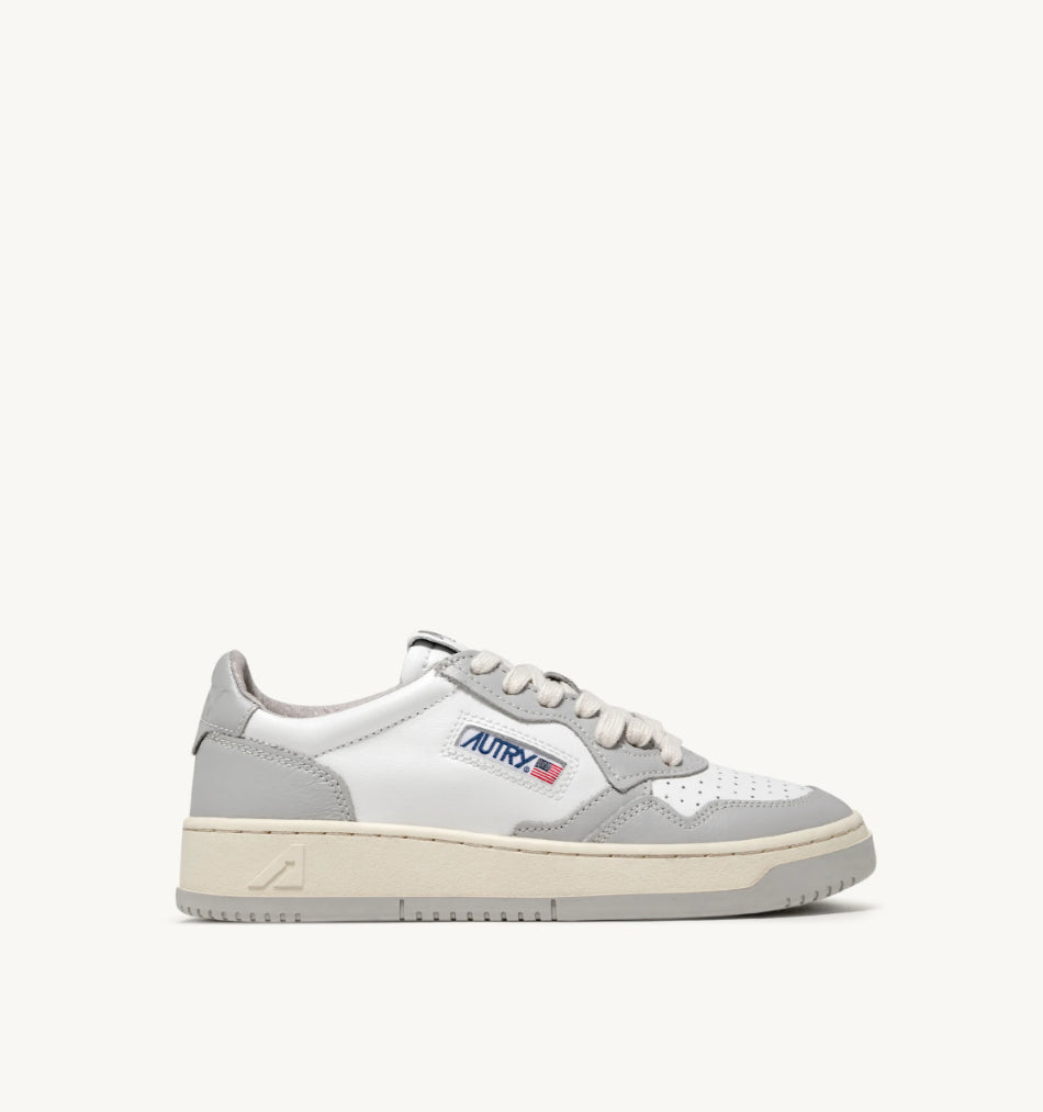AUTRY Sneakers Medalist Low Bicolor in Pelle